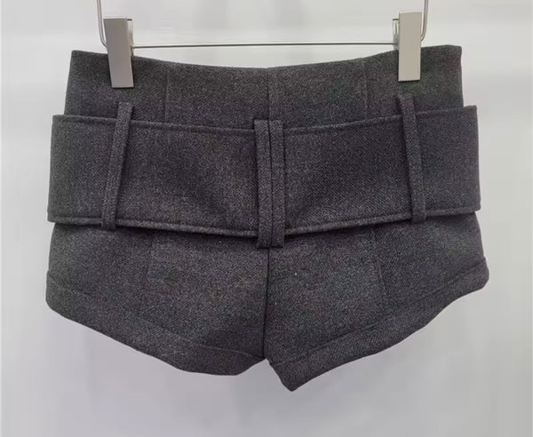 Women Sexy Fashion Rivet Belted Shorts