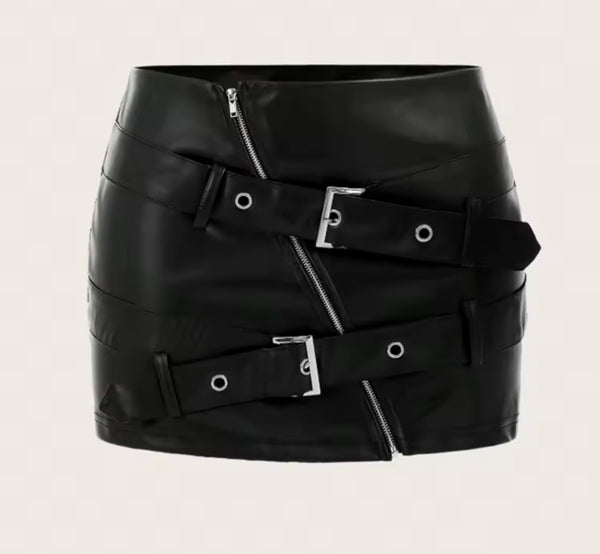 Women Color Fashion PU Leather Buckled Skirt