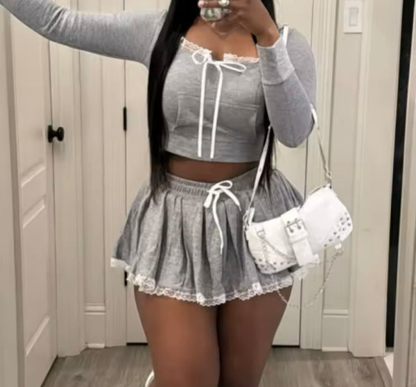 Women Sexy Gray Hooded Lace Patchwork Two Piece Pleated Skirt Set