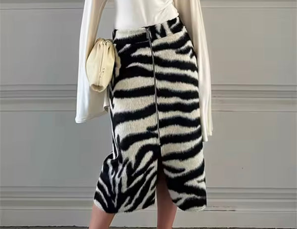 Women Fashion B&W Zebra Print Front Split Maxi Skirt