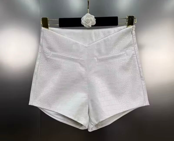 Women Fashion Faux Leather Imitation Pocket Shorts