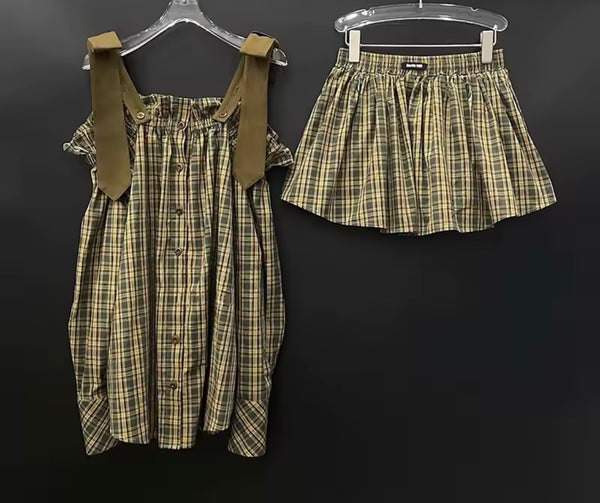 Women Strap Off The Shoulder Plaid Full Sleeve Two Piece Skirt Set
