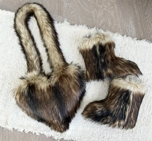 Women Fashion Faux Fur Ankle Boots Heart Handbag Set