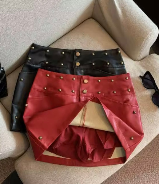 Women Fashion Faux Leather Rivet Skirt