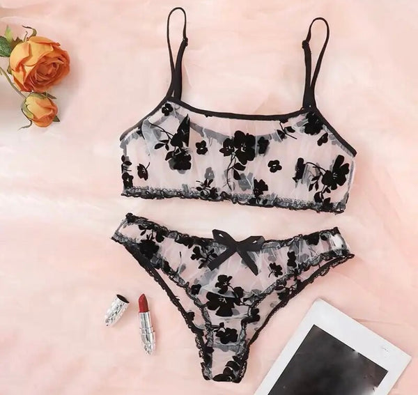 Women Sexy B&W Floral Mesh Lingerie Set