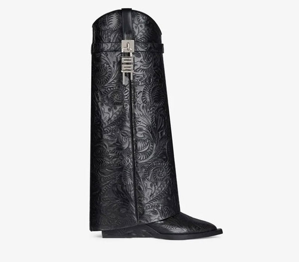 Women Pointed Toe Fashion Lock Boots