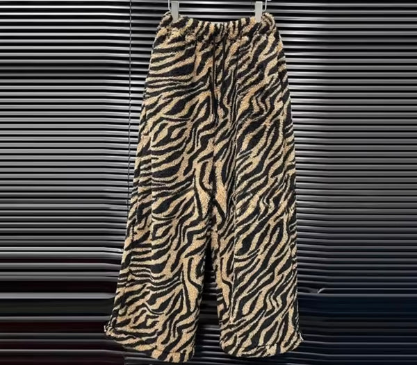 Women Fashion Animal Print Sweater Two Piece Pant Set