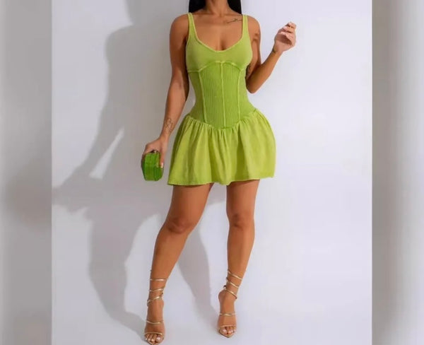 Women Sexy Sleeveless Solid Color Pleated Dress