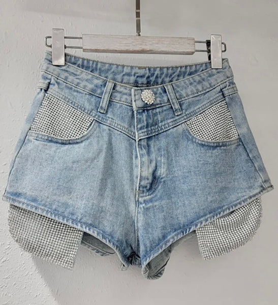 Women Fashion Bling Pocket Denim Shorts