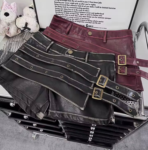 Women Fashion Buckled Faux Leather Wrap Short