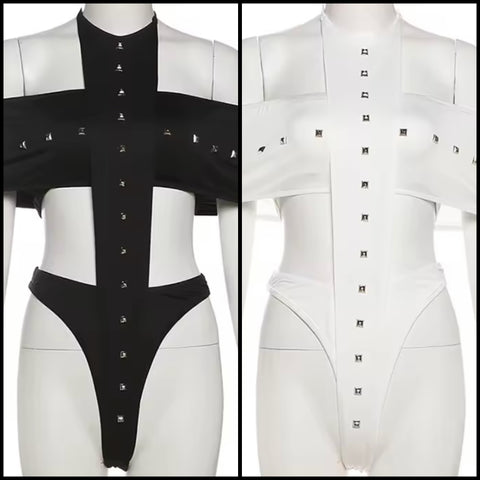 Women Solid Color Rivet Cut Out Sleeveless Bodysuit Top