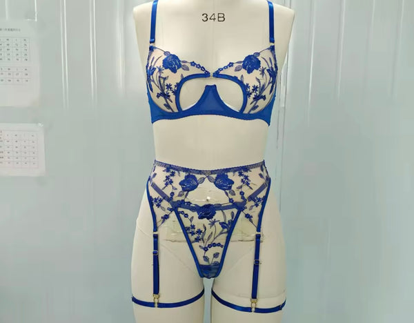 Women Sexy Color Lace Thong Lingerie Set