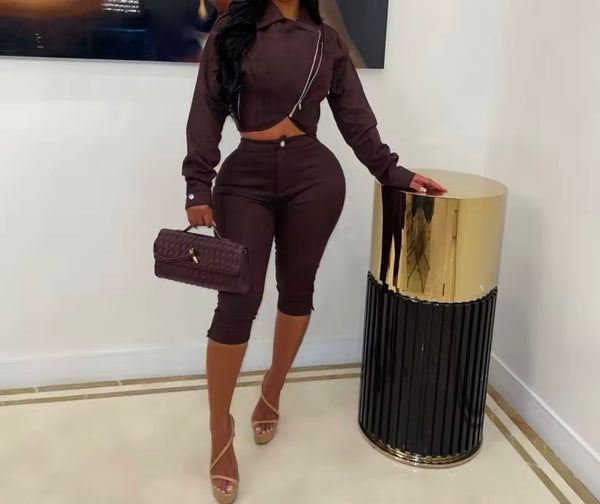 Women Color Zip Up Crop Jacket Two Piece Capri Pant Set