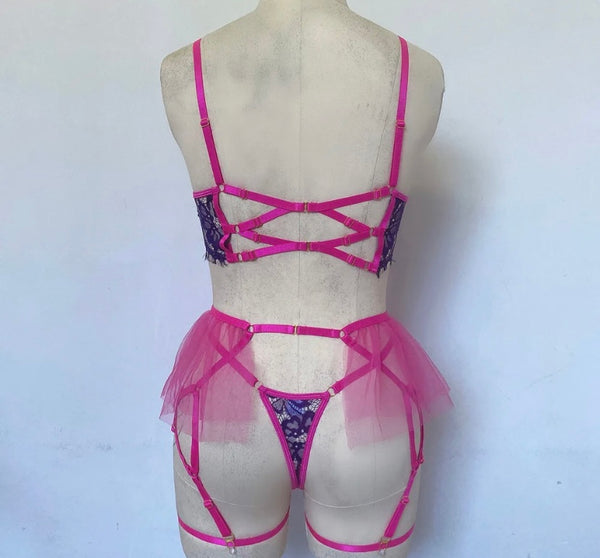 Women Sexy Color Patchwork Lace Up Lingerie Set