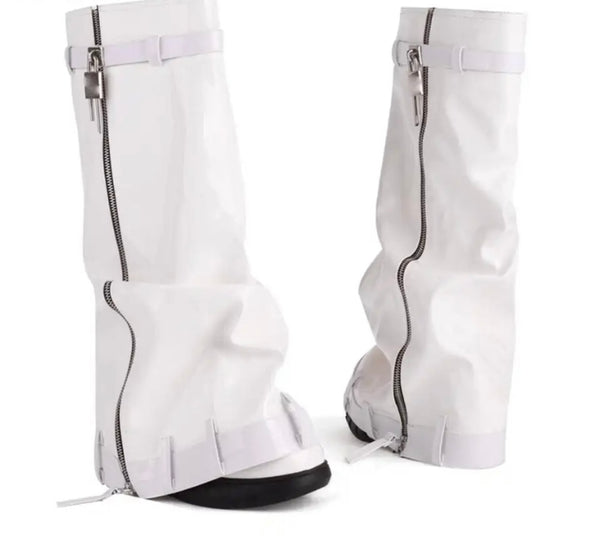 Women Fashion Faux Leather/Patent Leather Zipper Buckled Lock Boots