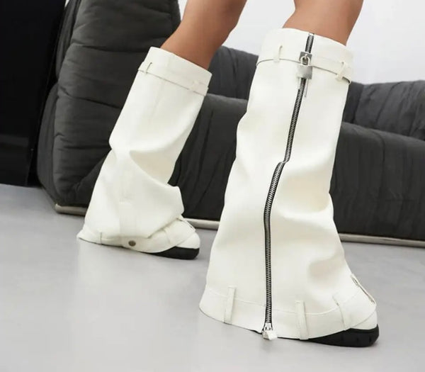 Women Fashion Faux Leather/Patent Leather Zipper Buckled Lock Boots