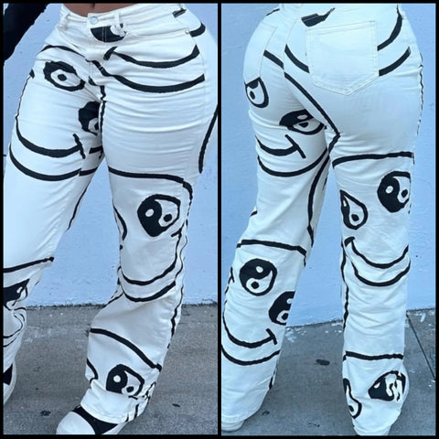 Women Fashion B&W Printed Pants
