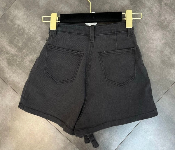 Women Fashion Zipper Pocket Wrap Denim Shorts
