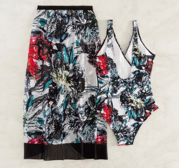 Women Sexy Colorful Print Swimsuit Cover Up Set