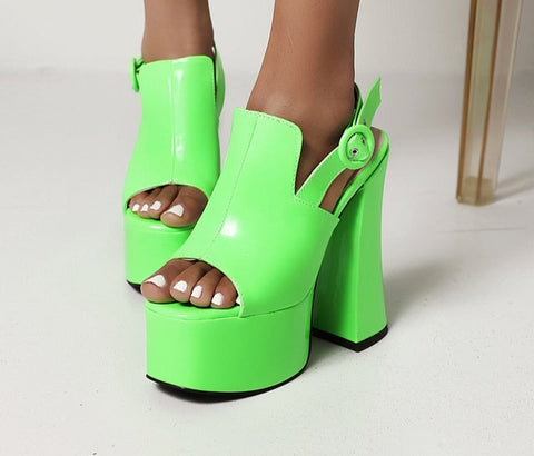 Women Thick Platform Fashion Ankle Strap Sandals