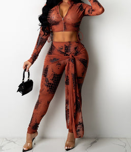 Women Tie Dye Two Piece Full Sleeve Crop Tie Up Pant Set