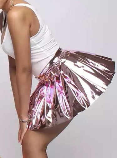 Women Metallic Pleated Fashion Mini Skirt