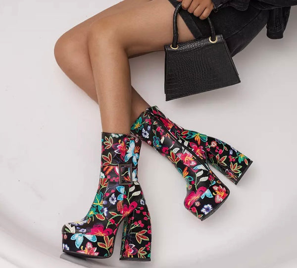 Women Buckled Floral Fashion Platform Ankle Boots