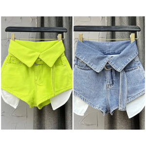 Women Fashion Belted Denim Mini Shorts