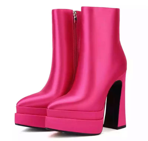 Women Pointed Toe Fashion Zip Up Ankle Boots