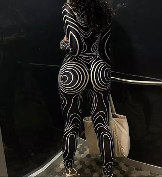 Women Fashion Black And White Printed Full Sleeve Jumpsuit