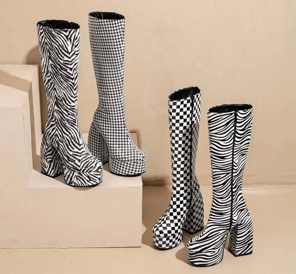 Women B&W Fashion PU Platform Boots