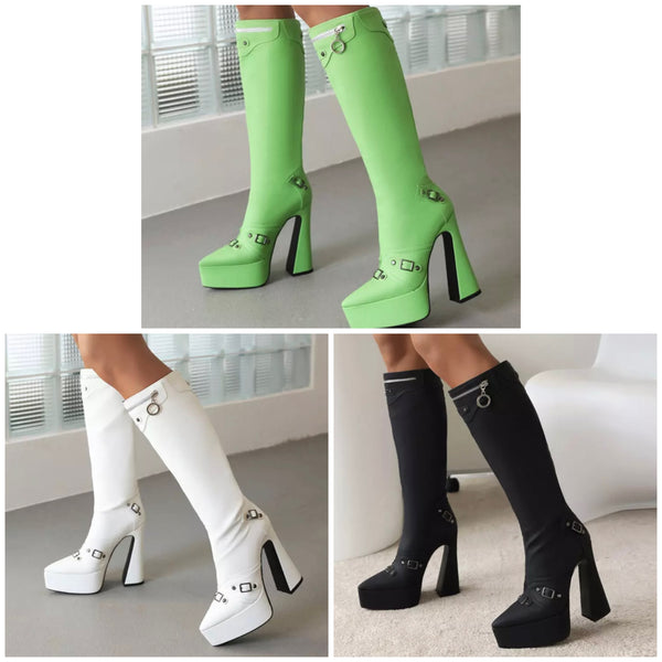 Women Fashion Buckled Platform High Heel Boots