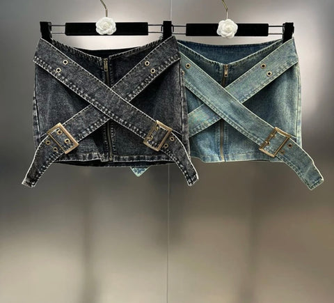 Women Criss Cross Buckle Fashion Denim Skirt