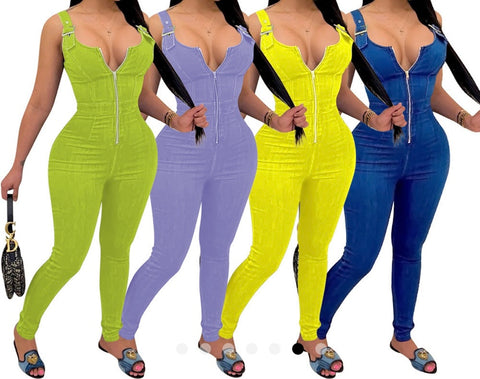 Women Sleeveless Buckled Front Zipper Jumpsuit