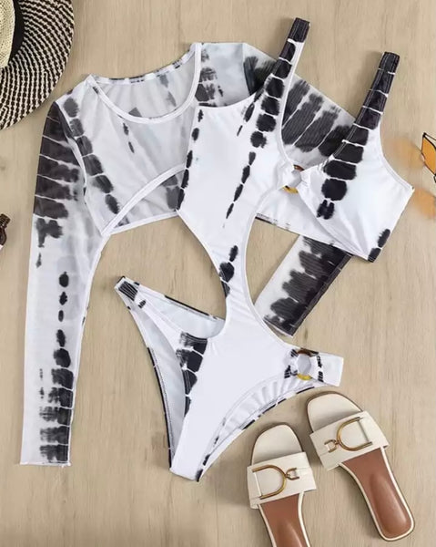 Women Printed Two Piece Cut Out Swimsuit Set