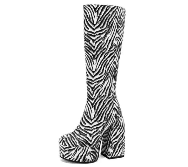 Women B&W Fashion PU Platform Boots