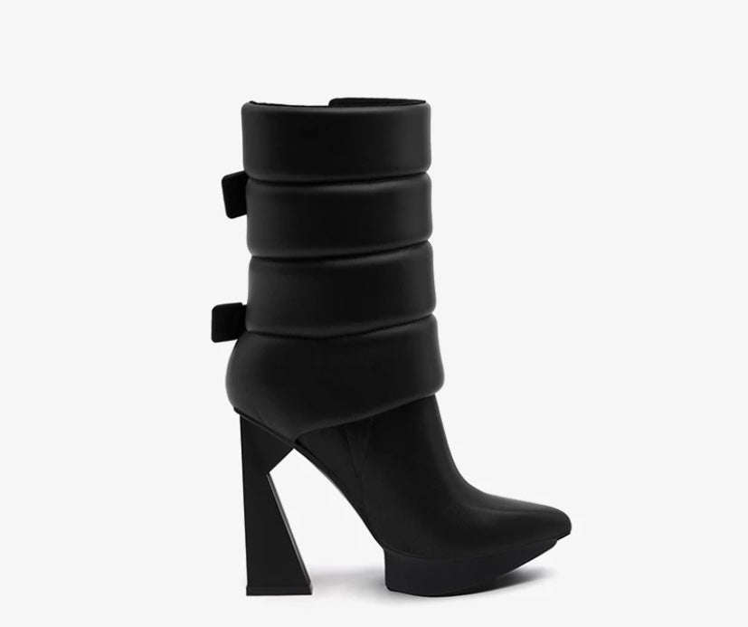 Women Fashion Buckled Pointed Toe Ankle Boots