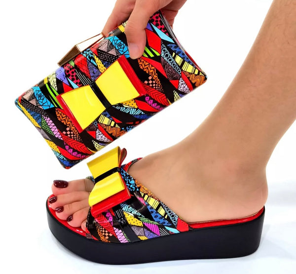 Women Multicolored Print Platform Slide On Sandals Handbag Set