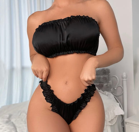 Women Black Sexy Ruffled Strapless Lingerie Set