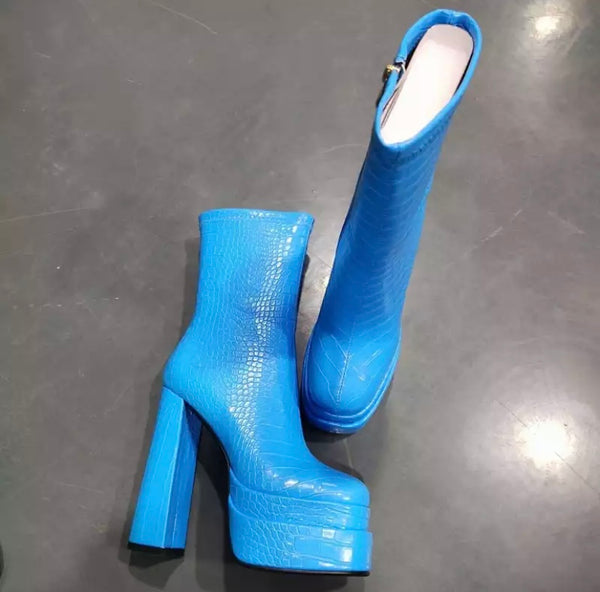 Women Fashion Round Toe Square Heel Boots