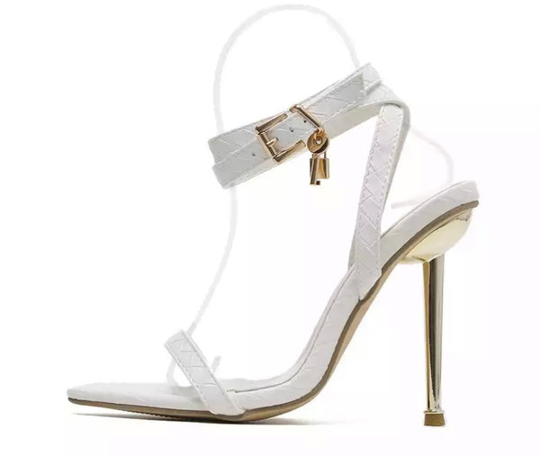 Women Pointed Toe Key Lock Ankle Strap Sandals