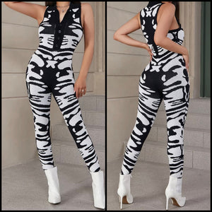 Women Fashion Sleeveless Printed B&W Jumpsuit