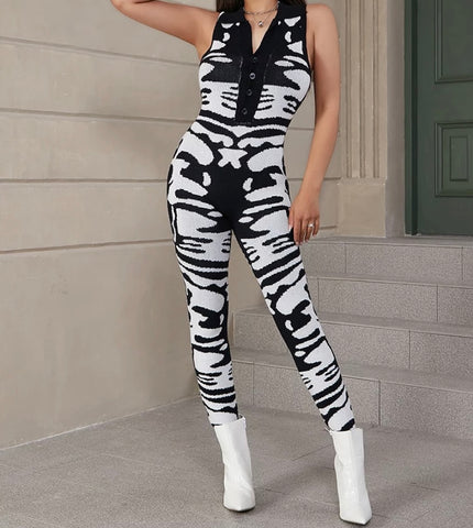 Women Fashion Sleeveless Printed B&W Jumpsuit
